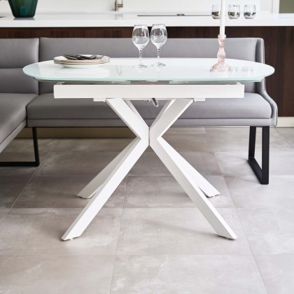 Ravenna Motion Table White Ravenna Motion Table White