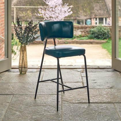 Clearance - Bar Stools Clearance - Bar Stools