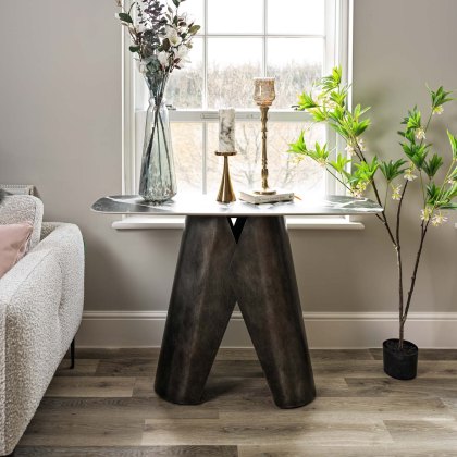 Madjeston Console Table Madjeston Console Table