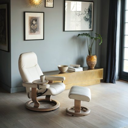 Medium Consul and Footstool with Classic Base in Batick Cream and Oak Wood Medium Consul and Footstool with Classic Base in Batick Cream and Oak Wood