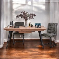 Freemantle 160-211cm Extending Dining Table