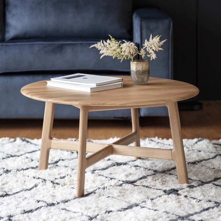 Madison Round Coffee Table In Oak