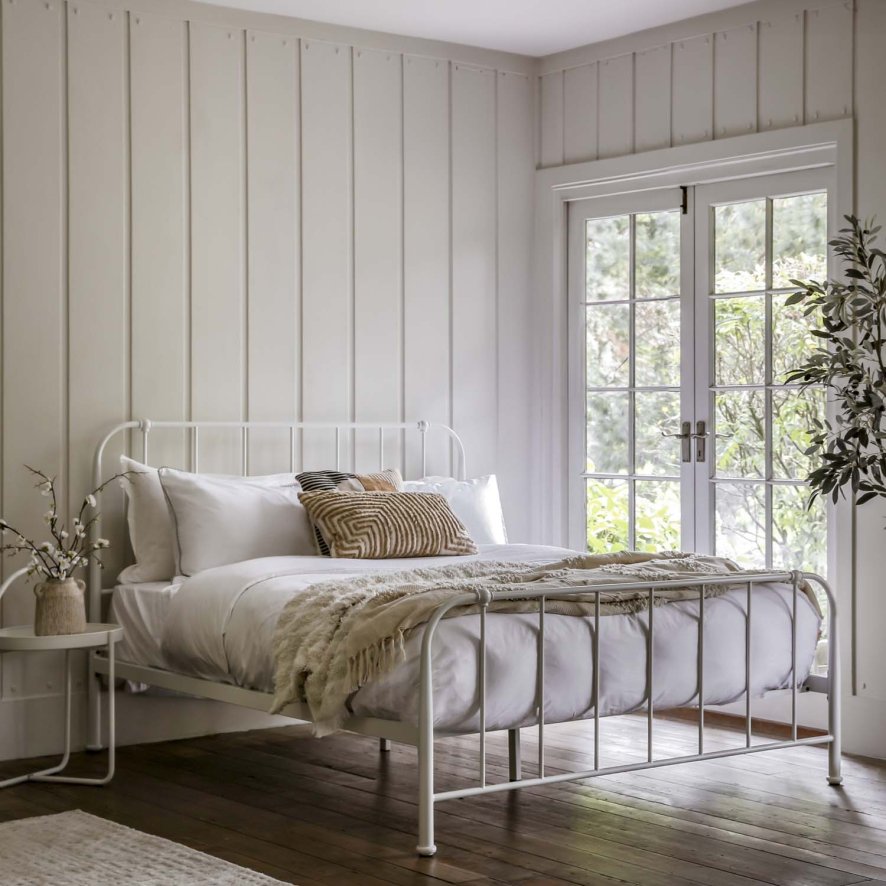 Lamba Metal Bed Ivory Lamba King Bed In Ivory