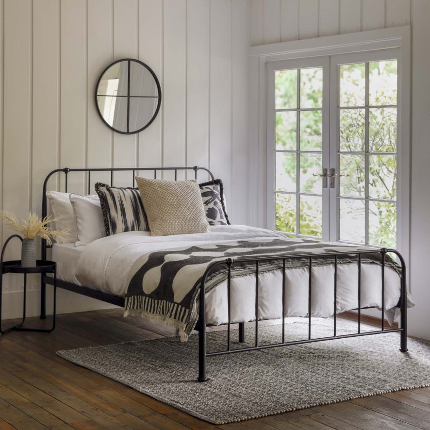 Lamba Metal Bed Black Lamba Double Bed In Black