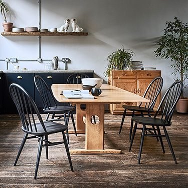 Ercol 1194 Windsor Large Extending Dining Table