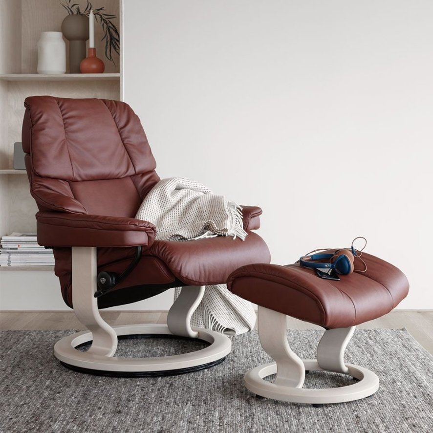 Stressless Reno Recliner With Classic Base And Footstool Large In Batick Leather